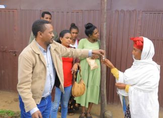 ከ2 ነጥብ 6 ሚሊዮን ብር በላይ በሚኾን ወጭ የተገነባ ሸድ ለተጠቃሚ መተላለፉን የእንጅባራ ከተማ አሥተዳደር ገለጸ፡፡