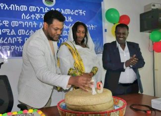 ሕዝብን ከልማቱ ተጠቃሚ ከማድረግ ባሻገር የልማቱ ትልቅ አቅም እንዲኾን ድጋፍ ማድረግ እንደሚገባ ጋሻው አወቀ (ዶ.ር) አሳሰቡ፡፡