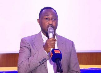 ጥራቱን የጠበቀ የትራንስፖርት እና ሎጀስቲክስ አገልግሎት ለመሥጠት እየሠራ መኾኑን የአማራ ክልል ትራንስፖርት እና ሎጅስቲክስ ባለስልጣን አስታወቀ።
