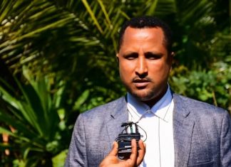 “በመተጋገዝ ሰላማችንን ማፅናት ይገባናል” የደብረ ማርቆስ ከተማ ወጣቶች፡፡