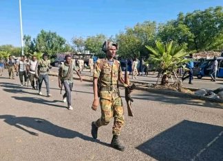 ሥልጠና የወሰዱት የመንግሥት እና የግል ታጣቂዎች ከተማቸውን ለመጠበቅ ዝግጁ መኾናቸውን ገለጹ።