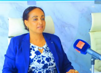 በአማራ ክልል 3 ሺህ ቀበሌዎችን በመንገድ ለማስተሳሰር እየሠራ መኾኑን የአማራ ክልል መንገድ ቢሮ አስታወቀ።