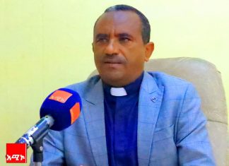 የልደት በዓል ሲከበር እርስ በእርስ በመፈቃቀር እና የሰላም አምባሳደር በመኾን ሕዝብን ማገልገል ይገባል” መጋቢ ገብሬ አሰፋ