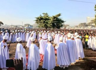 የጥምቀት በዓል በአዳማ ከተማ በድምቀት እየተከበረ ነው።