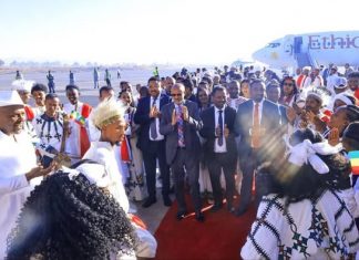 ርእሰ መሥተዳደር አረጋ ከበደ ጎንደር ከተማ ገቡ።