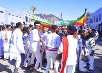 ጥምቀትን በጎንደር የባሕል ሳምንት ማጠቃለያ መርሐ ግብር እየተካሄደ ነው።