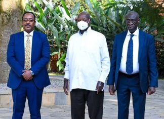 አምባሳደር ሬድዋን ሁሴን ከጠቅላይ ሚኒስትር ዐቢይ አሕመድ (ዶ.ር) የተላከ መልዕክት ለዩጋንዳ እና ለኬኒያ ፕሬዚዳንቶች አደረሱ።