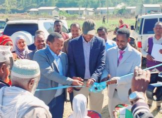 ከ50 ሺህ በላይ ዜጎችን ተጠቃሚ የሚያደርጉ የንጹሕ መጠጥ የውኃ ፕሮጀክቶች ለአገልግሎት ክፍት ኾኑ።