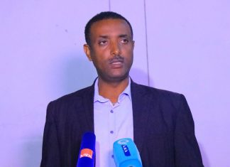 ከኅብረተሰቡ ጋር ተቀናጅቶ በመሥራት በትምህርት ላይ የተፈጠረውን ችግር እንደሚፈታ የትምህርት ቢሮ ገለጸ።