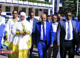 የአማራ ክልል ገቢዎች ቢሮ የእውቅና እና የታክስ ንቅናቄ እያካሄደ ነው።