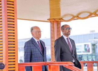 የሞሪሺየስ ጠቅላይ ሚኒስትር ናቪንቻንድራ ራምጎላም አዲስ አበባ ገቡ።