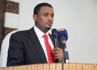 “ዘመኑን የዋጁ እና ቴክኖሎጂን መሠረት አድርገው ለሚሠሩ ወጣቶች ዕውቀታቸውን ወደ ተግባር እንዲቀይሩ እገዛ መደረግ አለበት” አሕመዲን ሙሐመድ (ዶ.ር)
