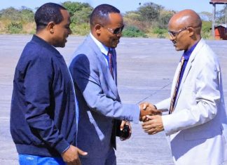 ከፍተኛ የሥራ ኀላፊዎች ሕዝባዊ ኮንፈረንስ ለማካሄድ ባሕር ዳር ከተማ ገቡ።