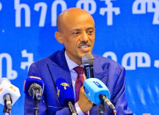“የተረጋጋ ሀገር ለመፍጠር ኢኮኖሚው የሚያመነጨውን ግብር መሠብሰብ ይገባል” ርእሰ መሥተዳድር አረጋ ከበደ