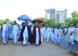 የዓድዋ ድል 129ኛው በዓል በባሕር ዳር ከተማ ጊዮን አደባባይ መከበር ጀምሯል።