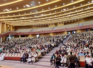 የሃይማኖት ተቋማት ሃይማኖታዊ ሥርዓቱ በሚፈቅደው መሠረት በማስተማር ለሰላም ዘብ እንዲቆሙ ተጠቀየ።