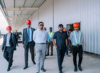 ጠቅላይ ሚኒስትር ዐቢይ አሕመድ (ዶ.ር) የኬኛ ቤቭሬጅ ፋብሪካን ተመልክተዋል።