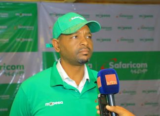 ሳፋሪኮም ኢትዮጵያ በጎንደር ከተማ ለሚገኙ ትምህርት ቤቶች ከ1 ሚሊዮን ብር በላይ የሚገመት የቁሳቁስ ድጋፍ አደረገ።