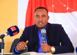 የአፈር ማዳበሪያ ለአርሶ አደሮች ተደራሽ እንዲኾን በትኩረት እየሠራ መኾኑን የአማራ ክልል ሰላምና ጸጥታ ቢሮ ገለጸ።