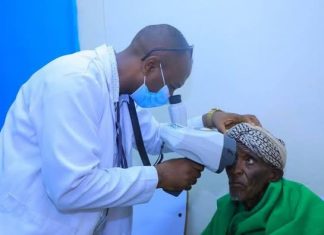 የፈለገ ሕይዎት አጠቃላይ ስፔሻላይዝድ ሆስፒታል ለዐይን ሞራ ግርዶሽ ህክምና ትኩረት ሰጥቶ እየሠራ መኾኑን አስታወቀ።