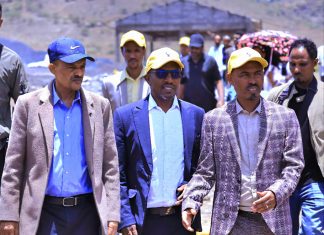 ርእሰ መሥተዳድር አረጋ ከበደ በዋግኽምራ ብሔረሰብ አሥተዳደር እየተከናወኑ ያሉ የልማት ሥራዎችን ለመደገፍ ያለመ ጉብኝት እያደረጉ ነው።