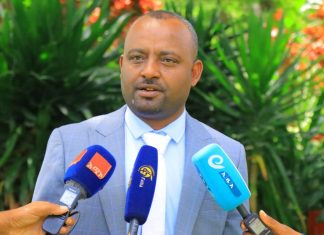 የእናቶች በጤና ተቋማት የመውለድ ምጣኔን ለማሳደግ እየሠራ መኾኑን የአማራ ክልል ጤና ቢሮ አስታወቀ።