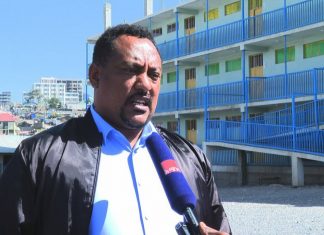 በደብረብርሃን ከተማ አሥተዳደር 2 ሺህ 740 ተማሪዎች የ8ኛ ክፍል ፈተና እየወሰዱ ነው።