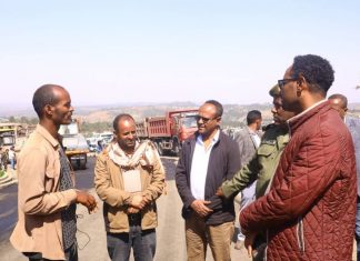 በመካነ ሰላም ከተማ አሥተዳደር የሚገኘው የአስፋልት መንገድ ግንባታ ሥራ በጥሩ አፈጻጸም ላይ ነው።
