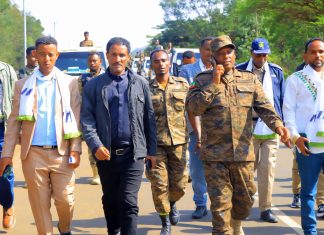 የአዴት ከተማ አስተዳደር በበጀት ዓመቱ ያከናዎናቸውን የመሰረተ ልማት ሥራዎች ዛሬ ያስመርቃል።