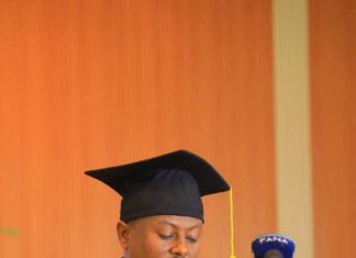 ደብረ ብርሃን ዩኒቨርሲቲ በልዩ ልዩ መርሐ ግብሮች ያሠለጠናቸውን ተማሪዎች አስመረቀ።