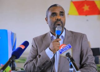ዘላቂ ሰላምን ለማጽናት እና የልማት እንቅስቃሴዎችን ለማጠናከር ዓላማ ያደረገ ውይይት ከወረኢሉ ከተማ እና ወረዳ ነዋሪዎች ጋር እየተካሄደ ነው።