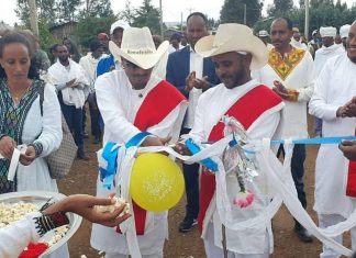 በጠገዴ ወረዳ ብልሽት ገጥሞት የነበረ መንገድ ተጠግኖ ለአገልግሎት ክፍት ኾነ።