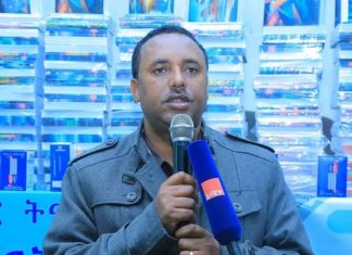 በትምህርት ቁሳቁስ እና በምግብ እጥረት ምክንያት ተማሪዎች ከትምህርት ገበታ መራቅ የለባቸውም።