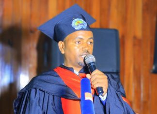 ተመራቂዎች ቅጥርን ብቻ ከመጠበቅ ይልቅ ሥራ ፈጣሪ መኾን ይገባቸዋል።