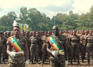 የጦላይ ወታደራዊ ማሰልጠኛ ትምህርት ቤት ምልምል ወታደሮችን እያስመረቀ ነው።