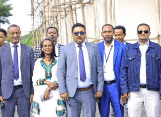 የአማራ ክልል ከፍተኛ የሥራ ኀላፊዎች የባሕርዳር አውሮፕላን ማረፊያ አዲስ የማስፋፊያ ግንባታን ጎበኙ።