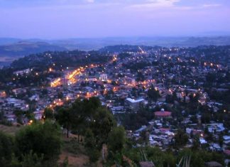 መስቀል በነገሥታቶቹ መናገሻ።