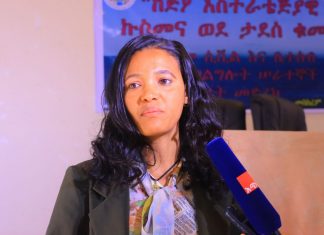 ኢትዮጵያን ወደ ተምሳሌት ሀገር ለመቀየር ኢትዮጵያውያን እጅ እና ጓንት ኾነው በጋራ መጓዝ ይገባቸዋል።