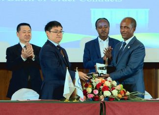 በፈሳሽ የተፈጥሮ ጋዝ እና በኤሌክትሪክ ኃይል የሚሠሩ የከባድ መኪኖች መገጣጠሚያ ሊገነባ ነው።