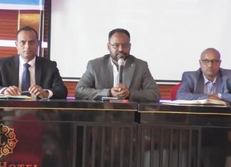 አራት የገቢ ግብር ረቂቅ አዋጆችን አሻሽሎ ለማጽደቅ ከማኅበረሰቡ ጋር ምክክር እየተደረገ ነው።