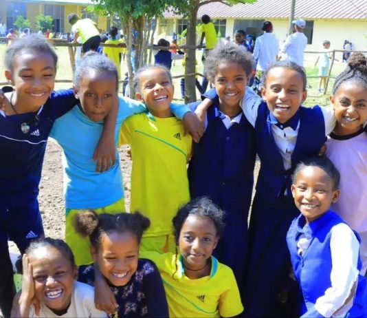 ልጆችን መንከባከብ እና መርዳት የሁሉም ኅብረተሰብ ኅላፊነት ሊኾን ይገባል።