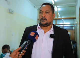 ከዐይን ሞራ ቀዶ ሕክምና በኋላ ለዕይታ በመብቃታቸው መደሰታቸውን ታካሚዎች ገለጹ።