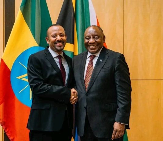 ጠቅላይ ሚኒስትር ዐቢይ አሕመድ (ዶ.ር) ከደቡብ አፍሪካው ፕሬዝዳንት ሲሪል ራማፎሳ ጋር ተወያዩ።