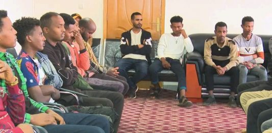 በደብረ ማርቆስ የሰላም ጥሪን ተቀብለው ከመጡ ታጣቂዎች ጋር ውይይት ተካሂዷል።