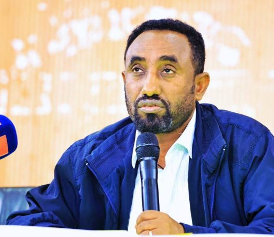 “ምሁራን ካስተማራቸው ሕዝብ ጎን ቁመው ለሰላም እና ልማት መሥራት ያለባቸው ሰዓት አሁን ነው” አቶ ይርጋ ሲሳይ