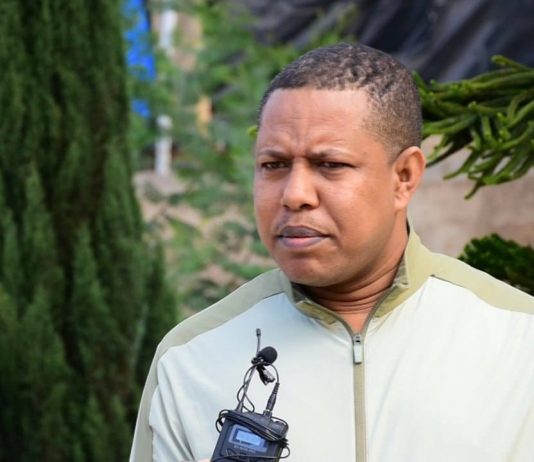 ዘላቂ ሰላምን እና ልማትን ለማረጋገጥ ኅብረተሰቡ የበኩሉን ድርሻ ሊወጣ ይገባል።