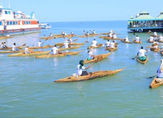 የጥርን በባሕርዳር አካል የሆነው የታንኳ ቀዘፋ ውድድር እየተካሄደ ነው።