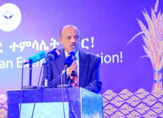 የብልጽግና ፓርቲ የማኒፌስቶ እና የምርጫ ምልክት በአማራ ክልል ደረጃ ይፋ የማድረጊያ መድረክ እየተካሄደ ነው።