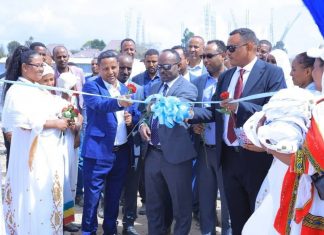 በሰሜን ሸዋ ዞን ባለፉት ስድስት ወራት ብቻ 250 ባለሃብቶች የኢንቨስትመንት ፈቃድ ወስደዋል።