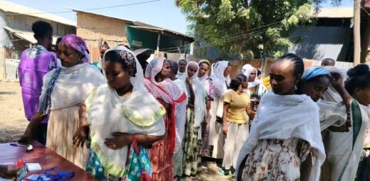 የያዙት የምርጫ ካርድ የተሻለች ነገን ለመወሰን እንደሚያስችላቸው የመተማ ወረዳ ነዋሪዎች ተናገሩ።